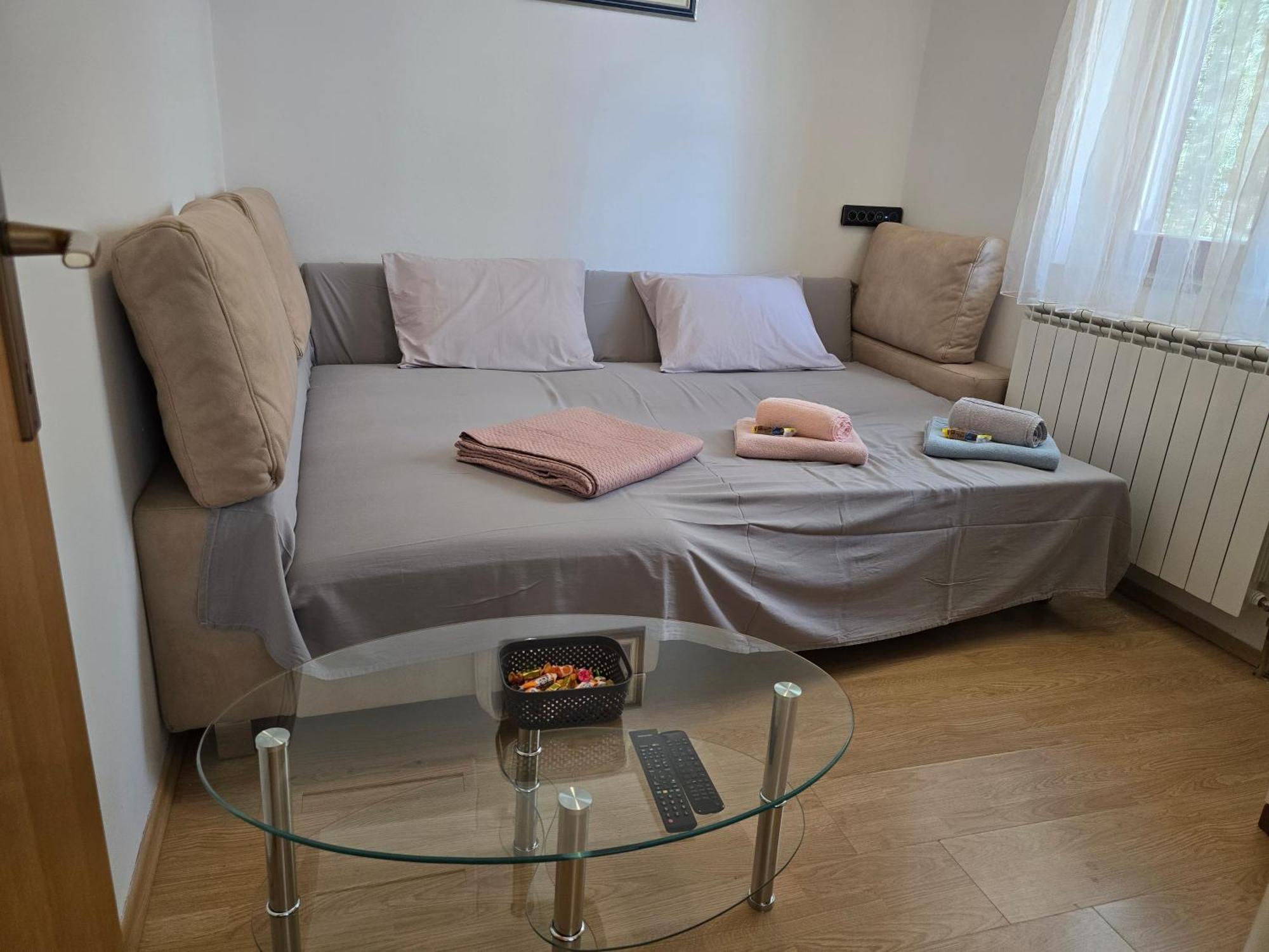 Apartman Barbara ビビニェ エクステリア 写真